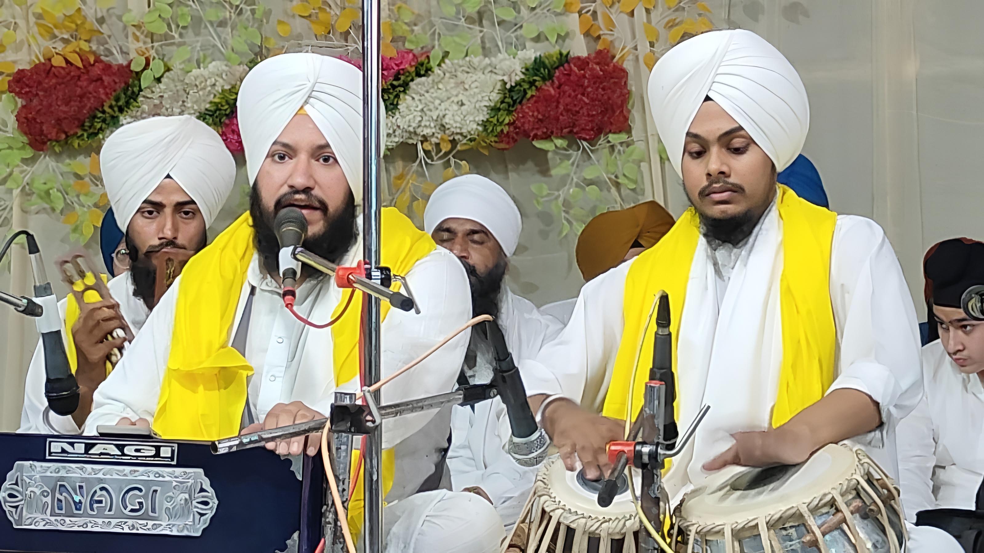 The 14th Gurmat Samagam, marking the birth anniversary of Dhan Guru Ramdas Ji, concluded with great pomp and show.